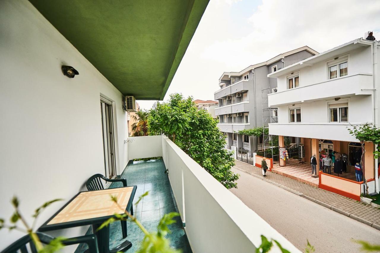 Family Mont Apartment *