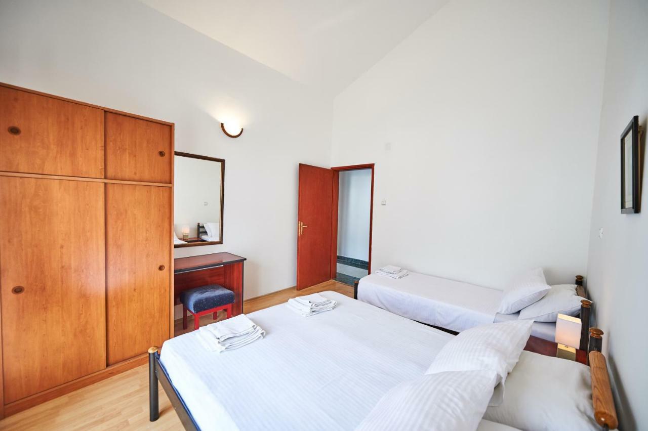 Family Mont Apartment